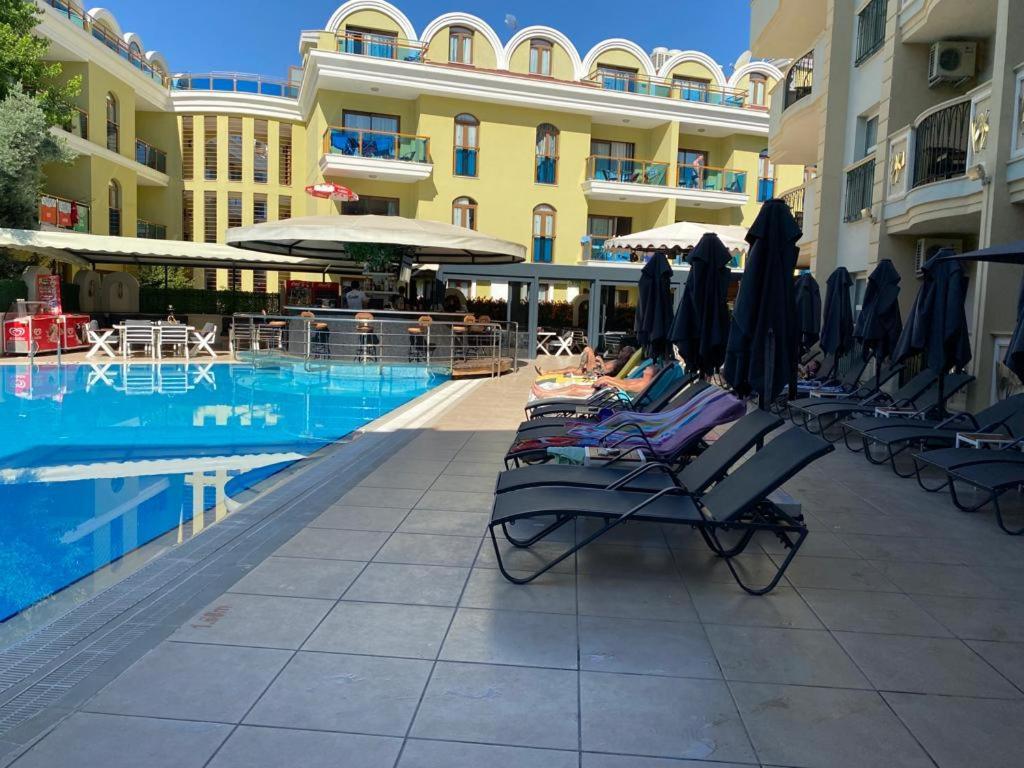 Club Karakas Apart Otel マルマリス エクステリア 写真