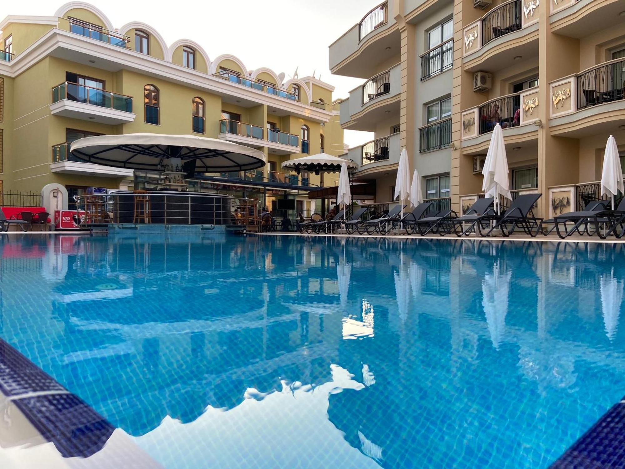Club Karakas Apart Otel マルマリス エクステリア 写真