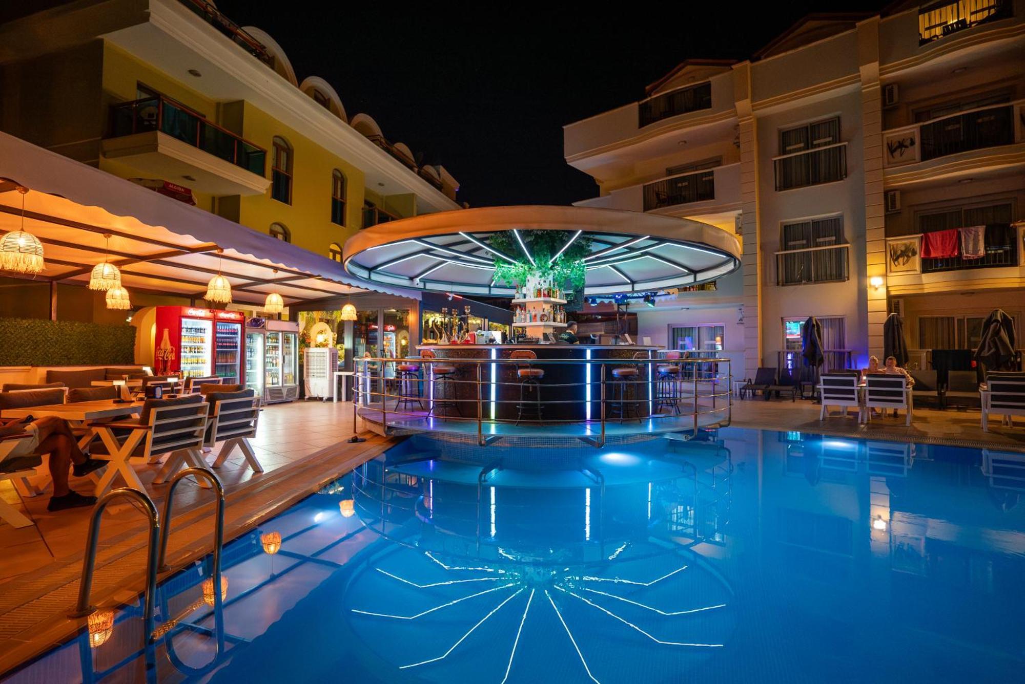 Club Karakas Apart Otel マルマリス エクステリア 写真